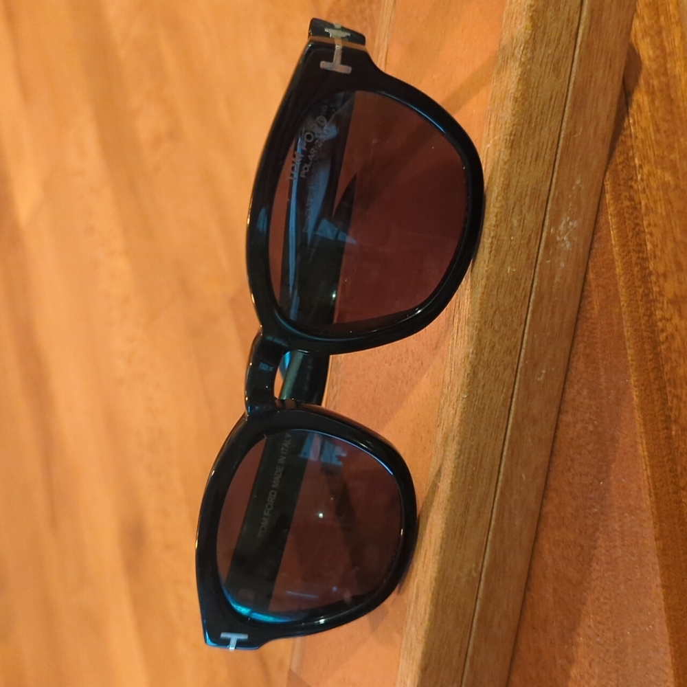 Tom Ford Polarized Sunglasses || Bryan Unisex TF590 FT590 Black Smoke